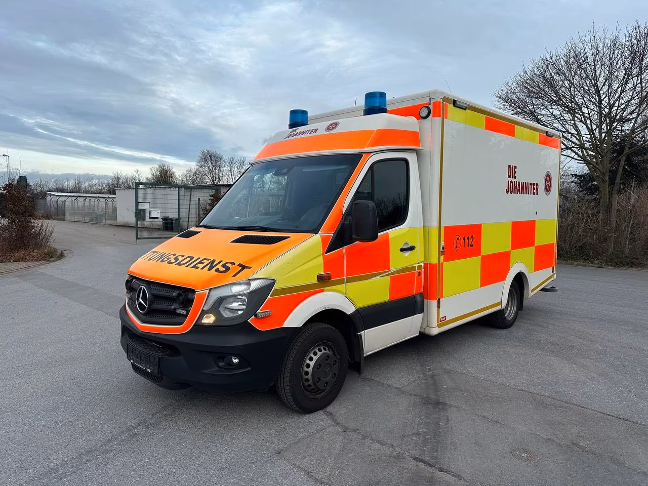 Mercedes-Benz Sprinter II Pritsche 519 CDI Rettungswagen